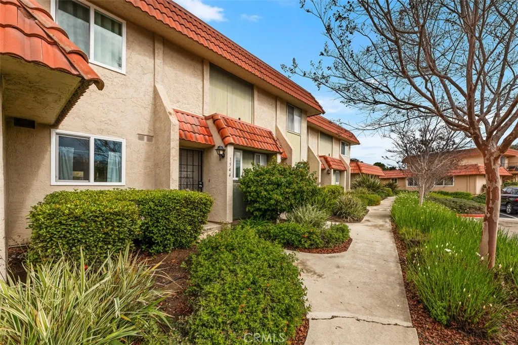 https://cdn.realtyfeed.com/cdn/127/306651391/ced2072a99bd6004a41fe7b5bb6c472a.webp