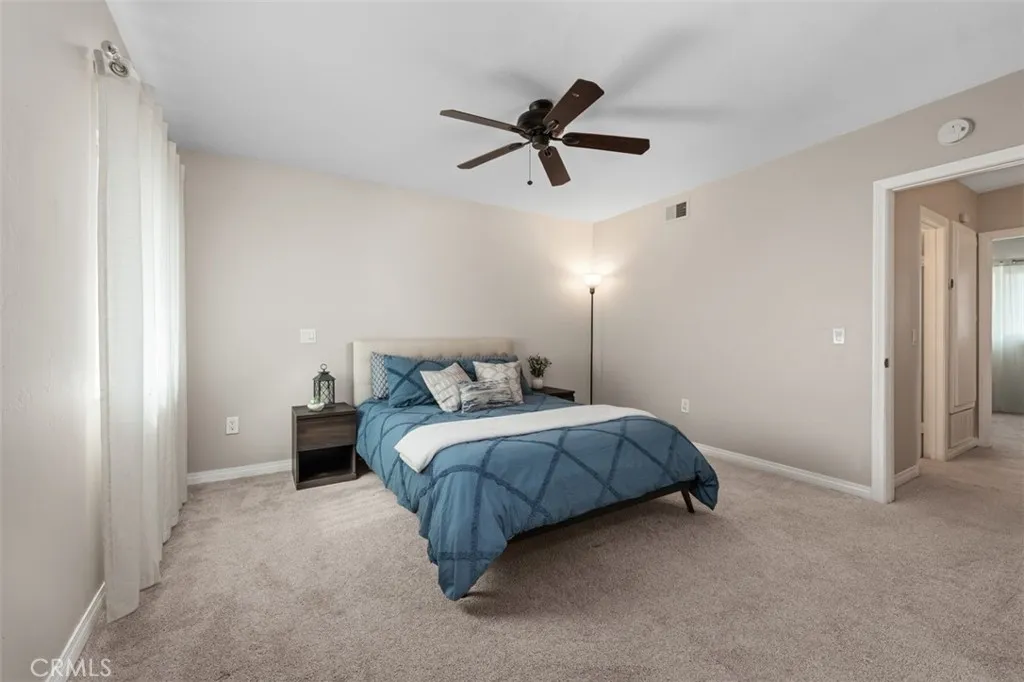 https://cdn.realtyfeed.com/cdn/127/306651391/f41d81c7aae12b950a4ead9b25acd023.webp