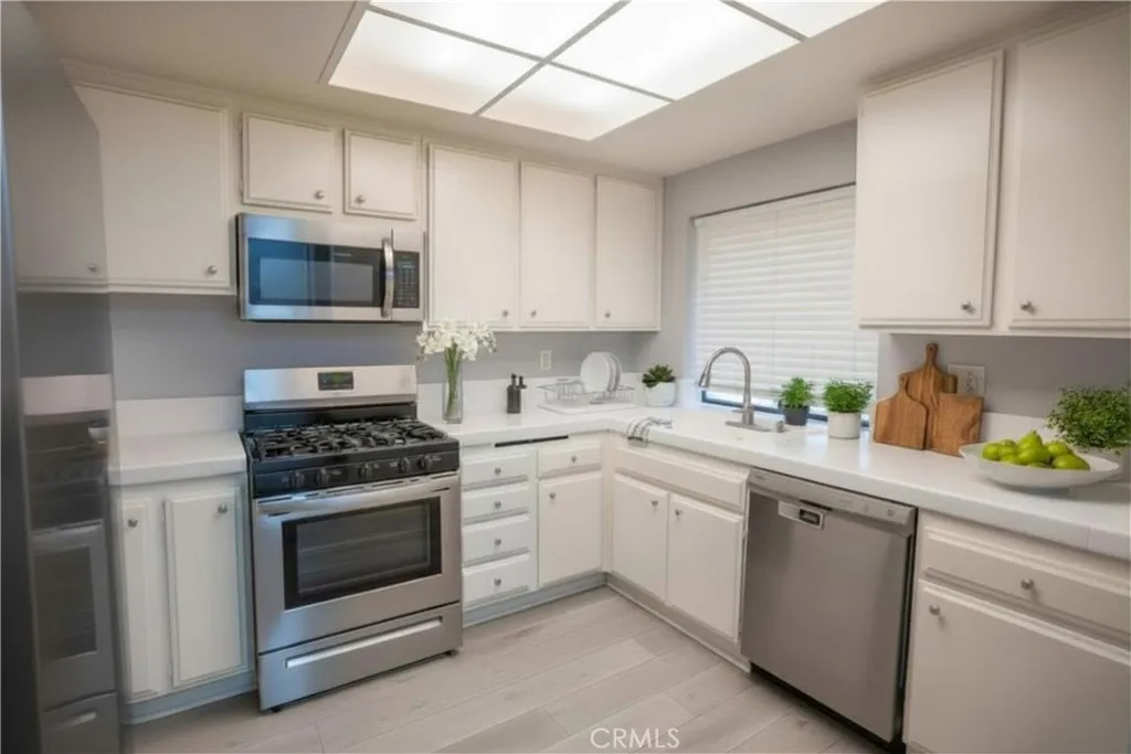 2504 E Willow Unit 107, Signal Hill, CA 90755 - Photo 5 of 28, Signal Hill, CA