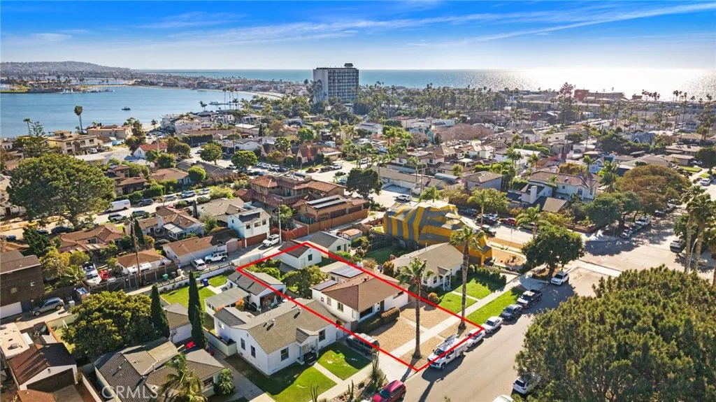 https://cdn.realtyfeed.com/cdn/127/306651449/4d97c2a98131336a789775b715a3e607.webp