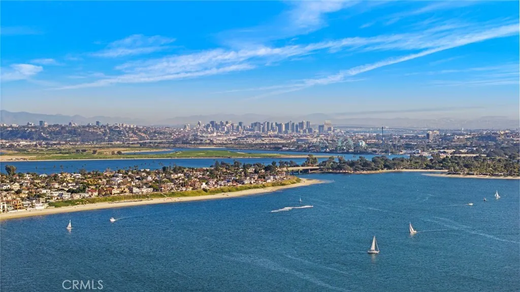 https://cdn.realtyfeed.com/cdn/127/306651449/936722e9ba5c5b6d59cb4f7f817a89cb.webp