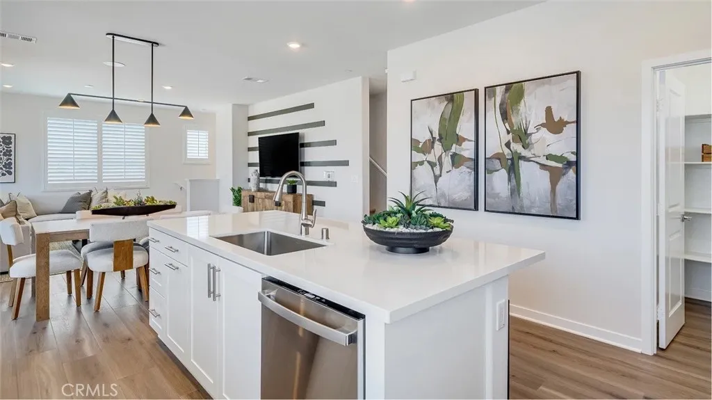 2612 E Hyde Paseo, Ontario, CA 91762 - Photo 4 of 25, Ontario, CA