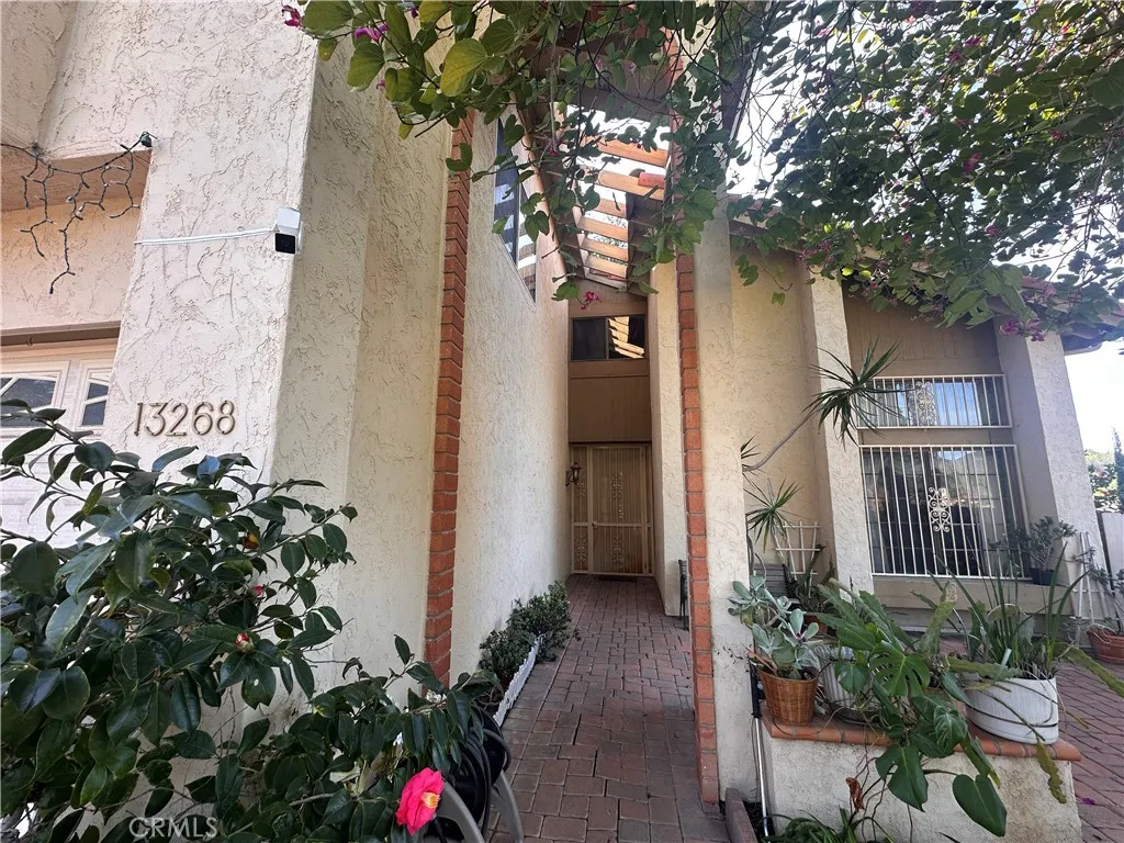 https://cdn.realtyfeed.com/cdn/127/306651498/265cd81fb7b12f74cf0b0d2d58437a52.webp