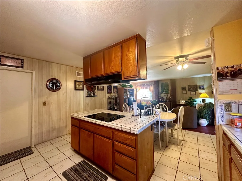 https://cdn.realtyfeed.com/cdn/127/306651498/92f046dd28b200a4e70e3c681a30013f.webp