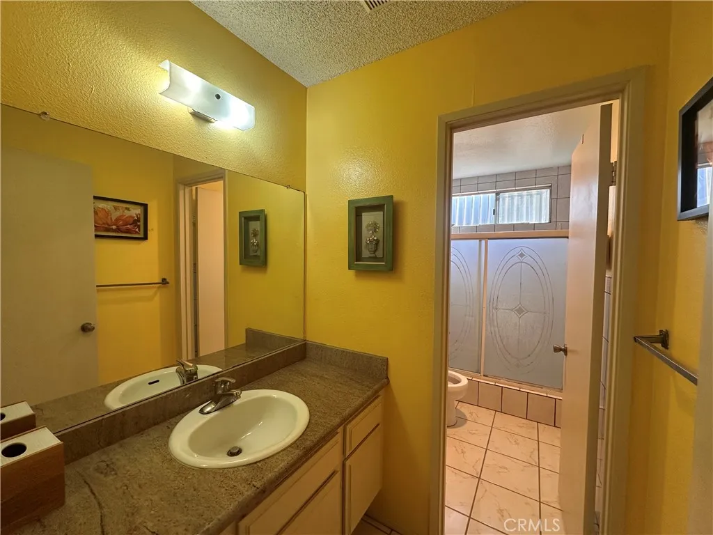 https://cdn.realtyfeed.com/cdn/127/306651498/b242fbb1e3489b63dbcd577cd0a8ff00.webp