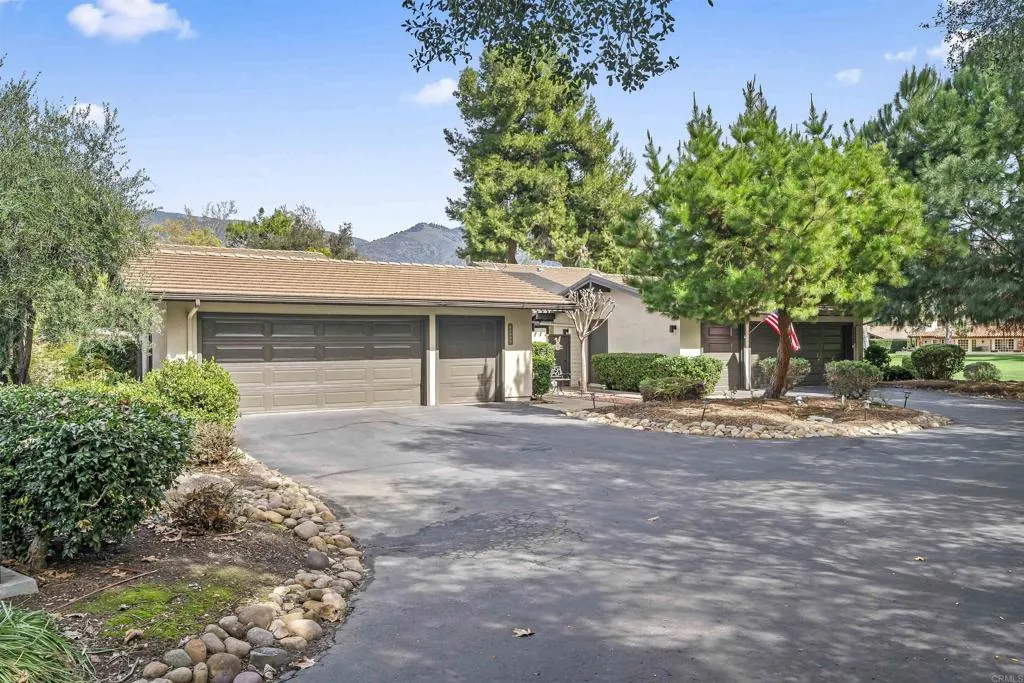 https://cdn.realtyfeed.com/cdn/127/306651510/b7a243b409d876278cc46adba9386844.webp