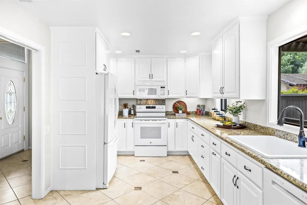 32805 Temet Drive, Pauma Valley, CA 92061 - Photo 2 of 5, Pauma Valley, CA