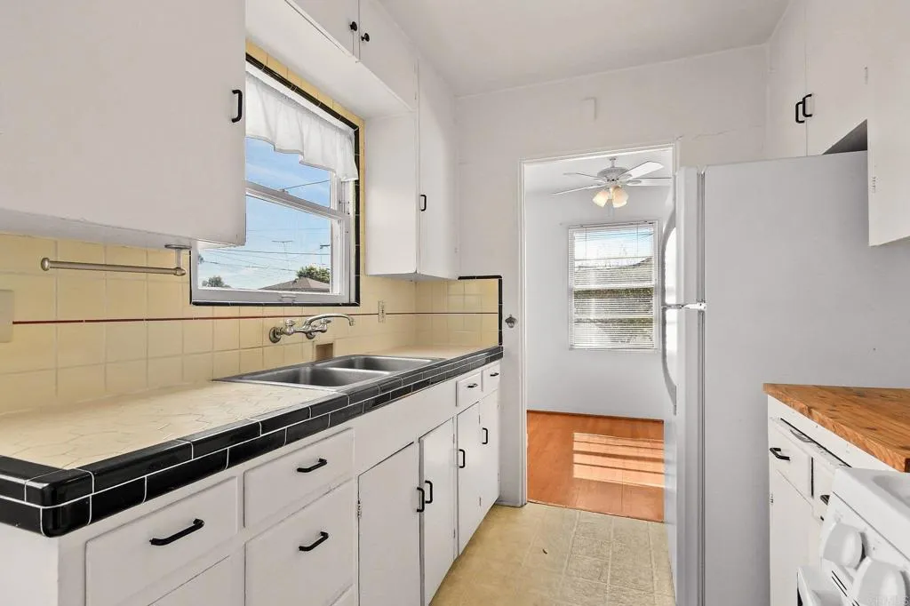Photo #12: PTP2601439 Listing: Photo #12