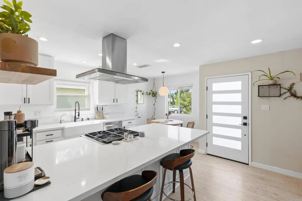 Photo #8: NDP2601774 Listing: Photo #8