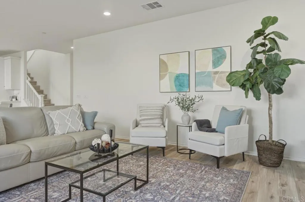 https://cdn.realtyfeed.com/cdn/127/306651549/71d3885a12fea70809bf90850ffde035.webp