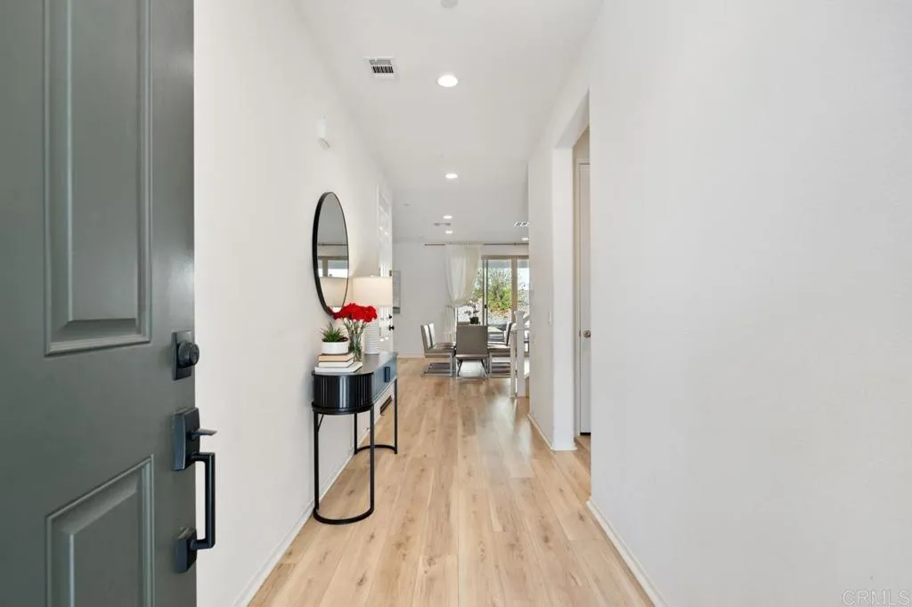 https://cdn.realtyfeed.com/cdn/127/306651549/76234c7218cde7cd408784ac060f74a4.webp