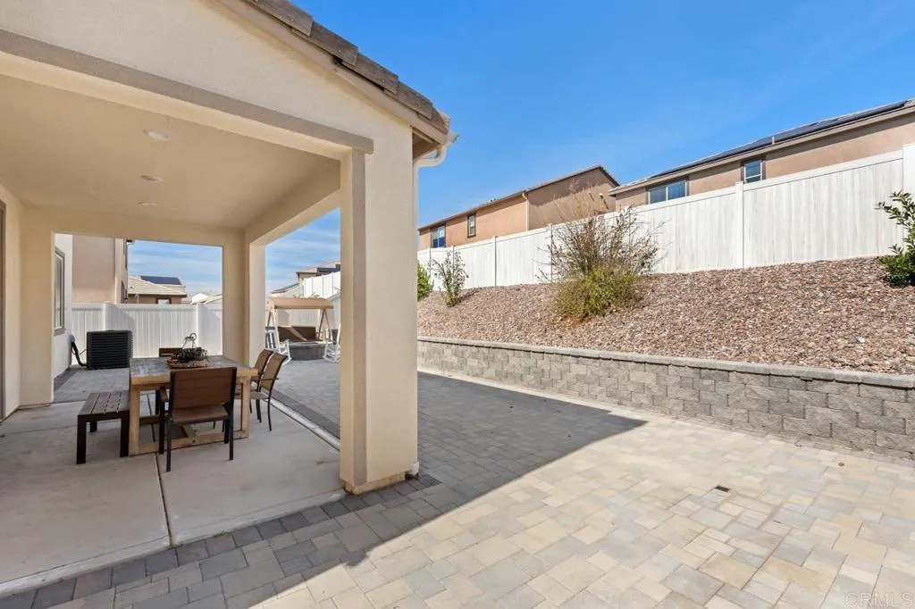 https://cdn.realtyfeed.com/cdn/127/306651549/895868b7840ef735375d0d8bf9639c51.webp