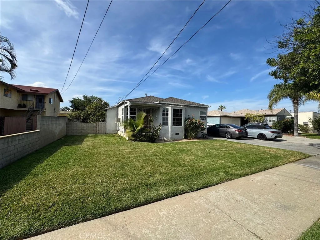 229 S 10th