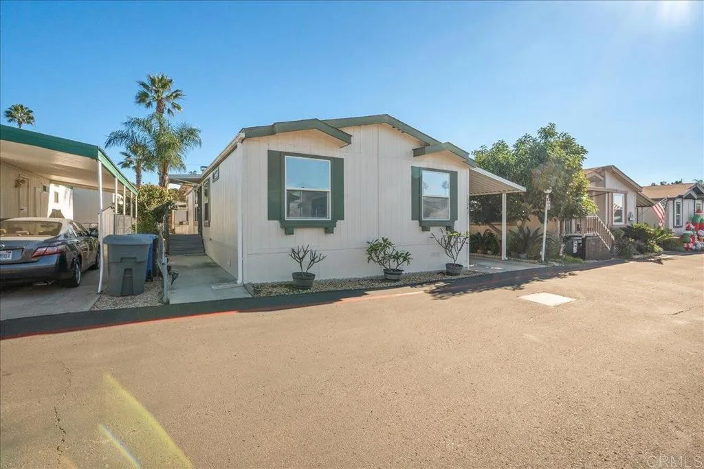 https://cdn.realtyfeed.com/cdn/127/306651593/0492a10326cda8e2aa18324a49fc4778.webp