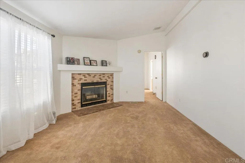 https://cdn.realtyfeed.com/cdn/127/306651593/6be84edb33b374d2c25a2606791278de.webp
