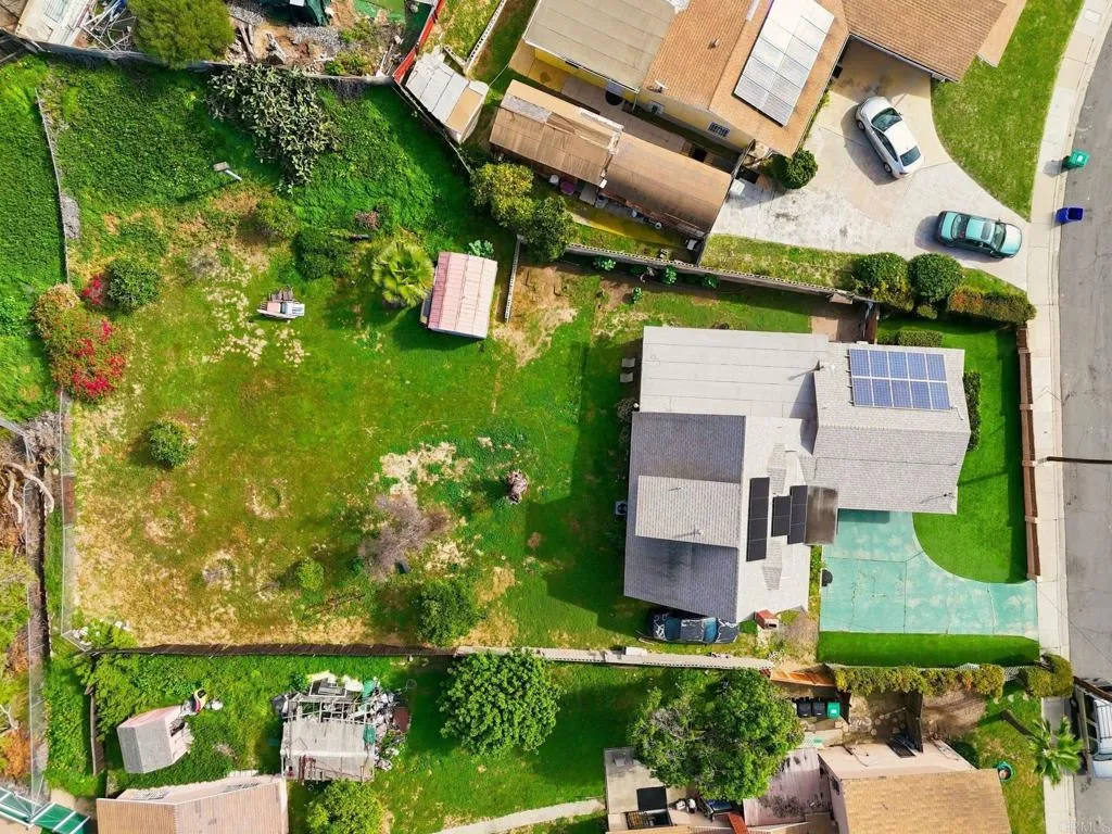 https://cdn.realtyfeed.com/cdn/127/306651599/fbc5f218777c9dcf5977a98c3a067fb7.webp