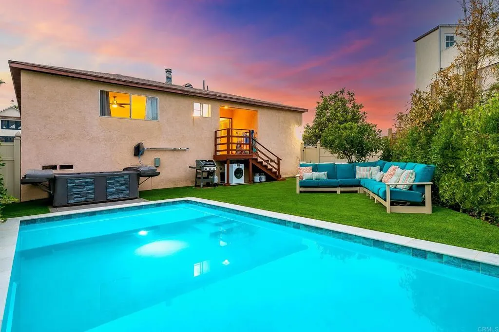965 Rosecrans Street, San Diego, CA, 92106