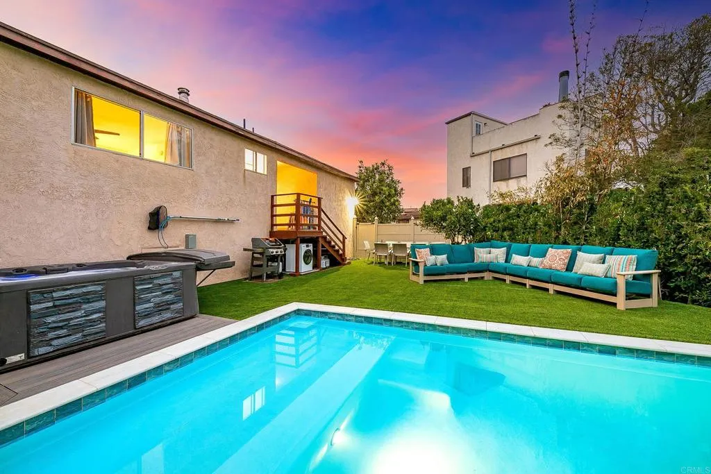 965 Rosecrans Street, San Diego, CA, 92106