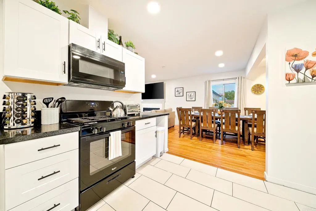 965 Rosecrans Street, San Diego, CA, 92106