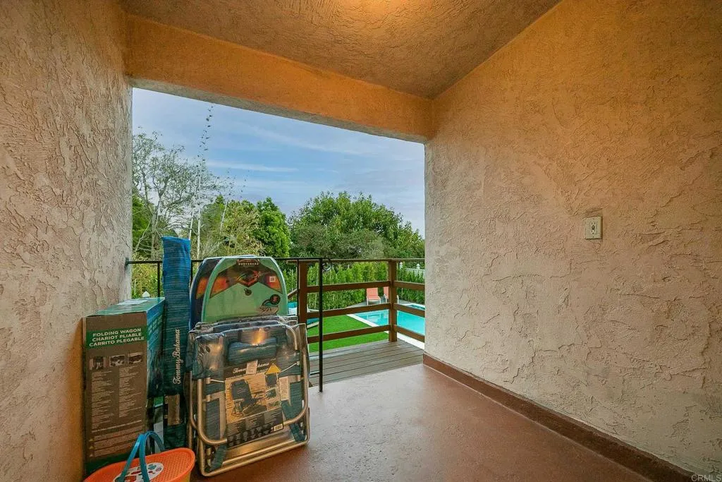 965 Rosecrans Street, San Diego, CA, 92106