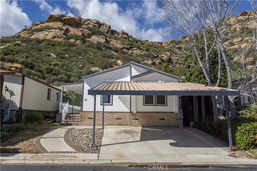 24303 Woolsey Canyon 97