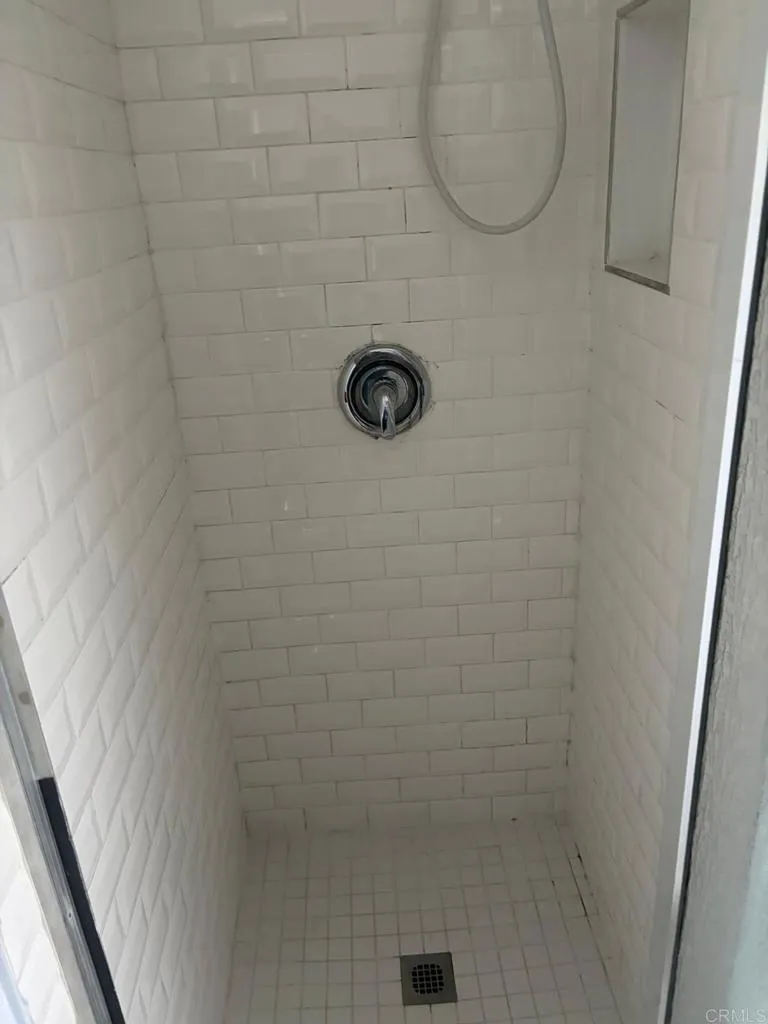 https://cdn.realtyfeed.com/cdn/127/306651649/cc4996413b3c772f3698cd4575195691.webp