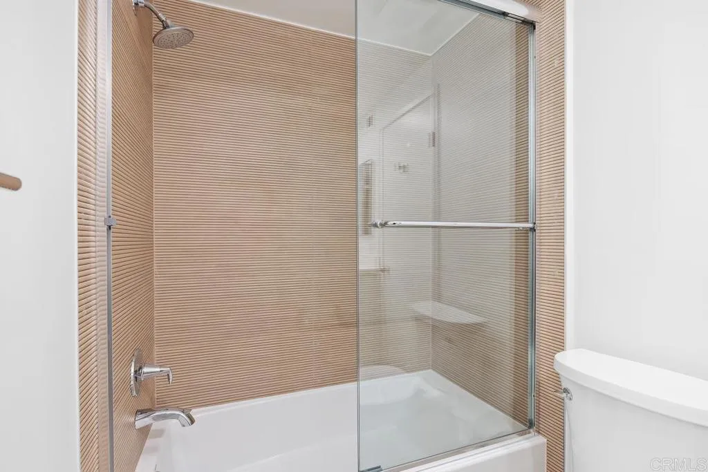 https://cdn.realtyfeed.com/cdn/127/306651661/f3049c1de3c28a6b264381d531c43a77.webp