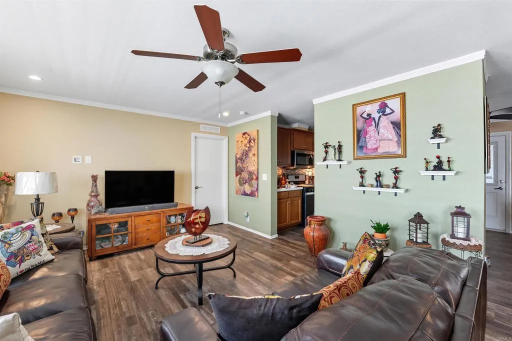 https://cdn.realtyfeed.com/cdn/127/306651672/cfea7709702cb47cc8232986be051d98.webp