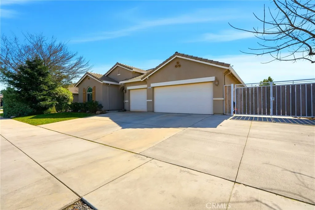 3531 W Perez, Visalia, CA 93291 - Photo 4 of 52, Visalia, CA