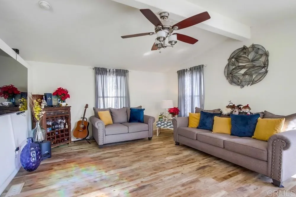 https://cdn.realtyfeed.com/cdn/127/306651768/ec9a71a52d7332741f810adaaf9a654d.webp