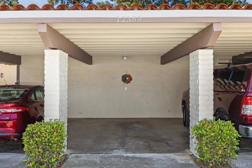 https://cdn.realtyfeed.com/cdn/127/306651776/8a395c5d8391fbe35066aa99e06e1a24.webp
