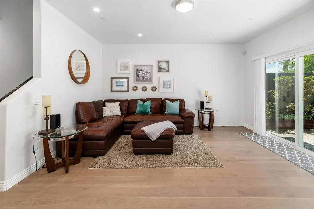 Photo #8: NDP2601796 Listing: Photo #8