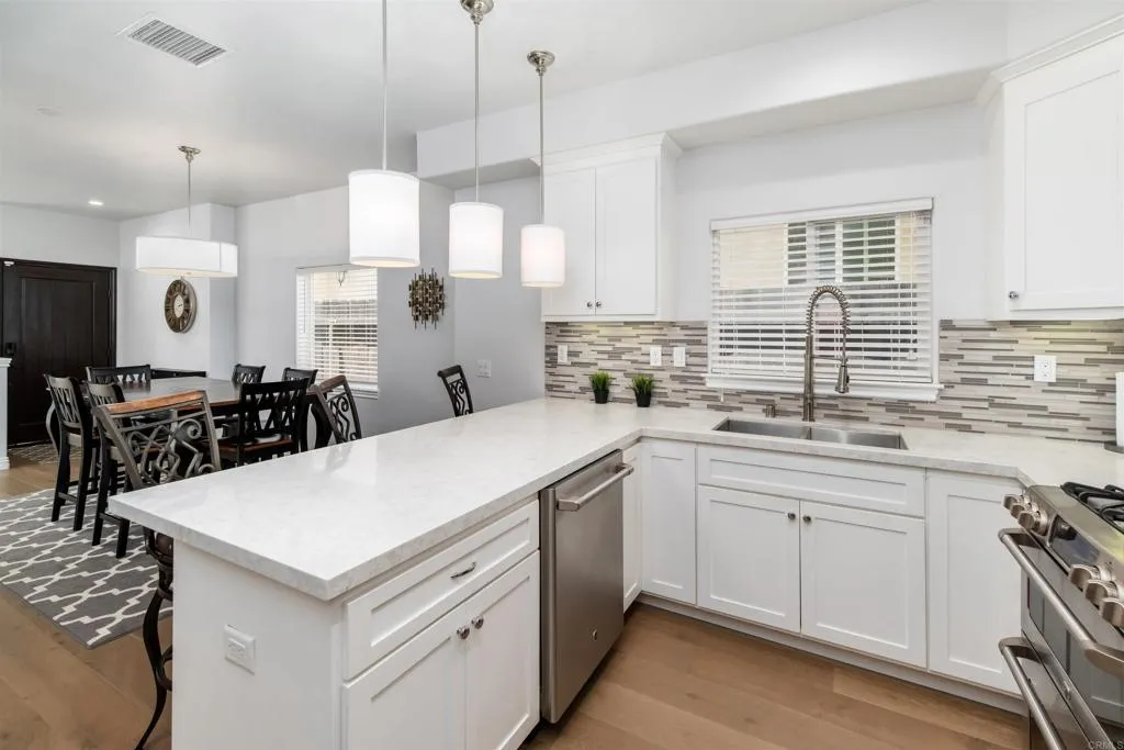 Photo #15: NDP2601796 Listing: Photo #15