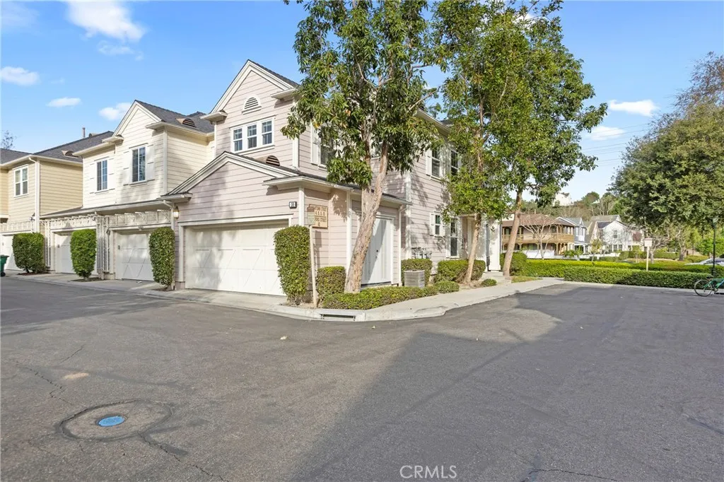 10 Edgartown, Ladera Ranch, CA 92694 - Photo 3 of 21, Ladera Ranch, CA
