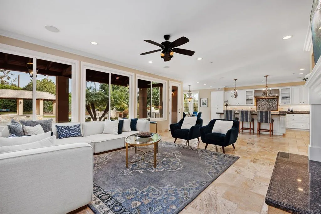 https://cdn.realtyfeed.com/cdn/127/306651848/71e9d9bb45ea7848e1a3998859c91af5.webp