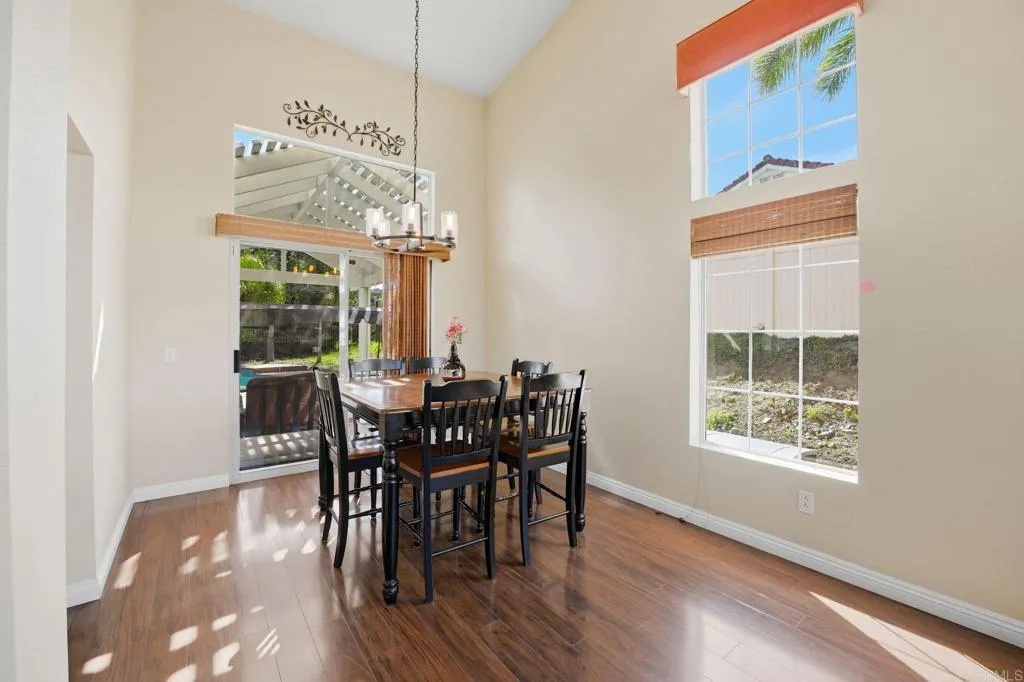 https://cdn.realtyfeed.com/cdn/127/306651849/1d51154829d10f1d76cd74e6fd02d275.webp