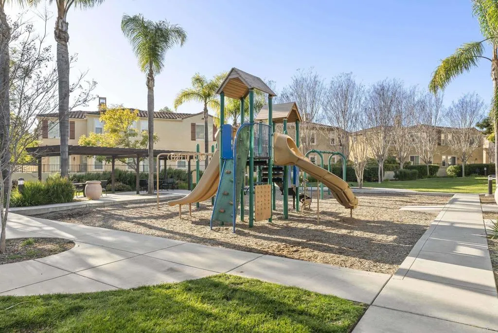 Photo #33: NDP2601797 Listing: Photo #33