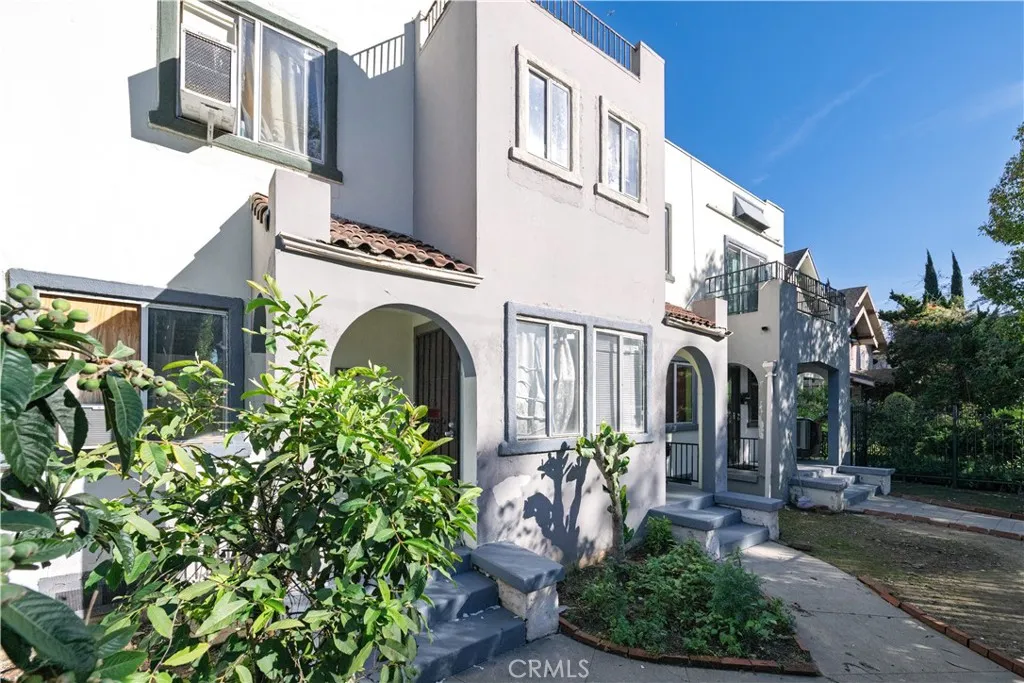 1500 S Hobart, Los Angeles, CA 90006 - Photo 5 of 23, Los Angeles, CA