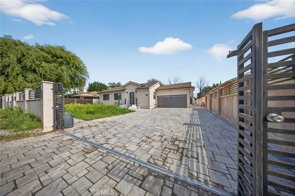 Northridge, CA 91324