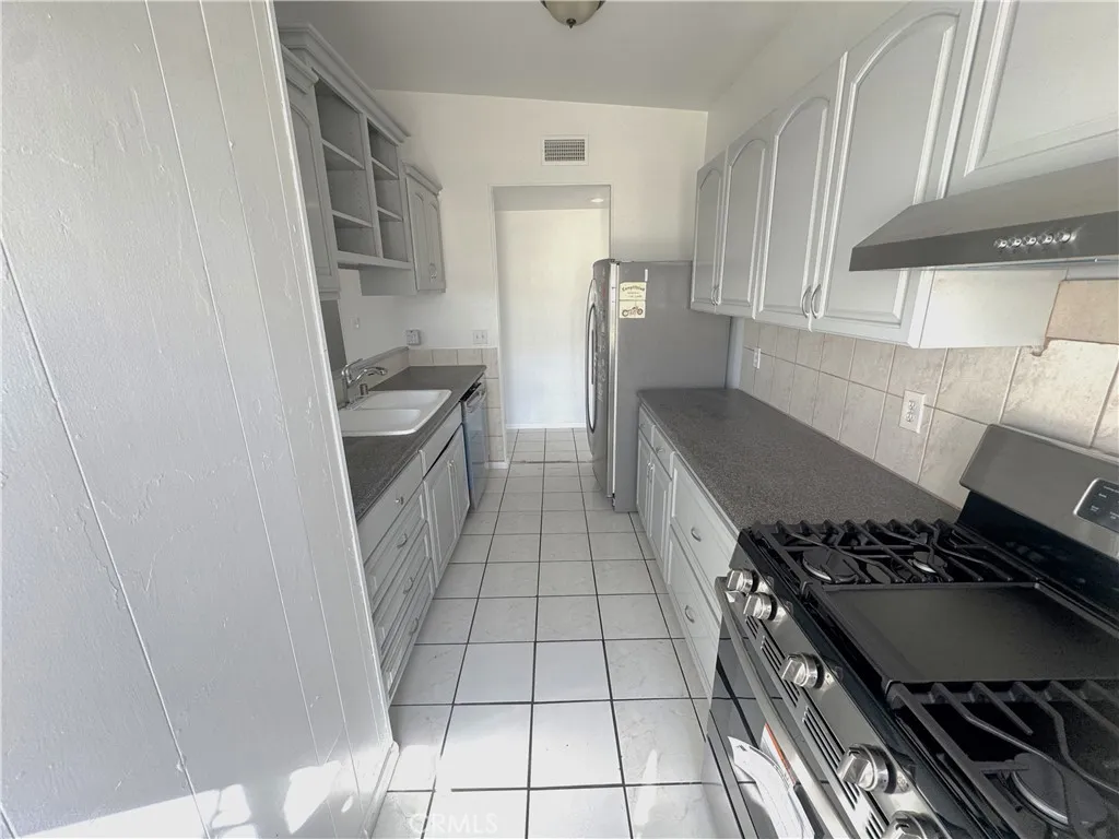 https://cdn.realtyfeed.com/cdn/127/306651935/23426e34a6eb44102b32dedc34b1b06b.webp