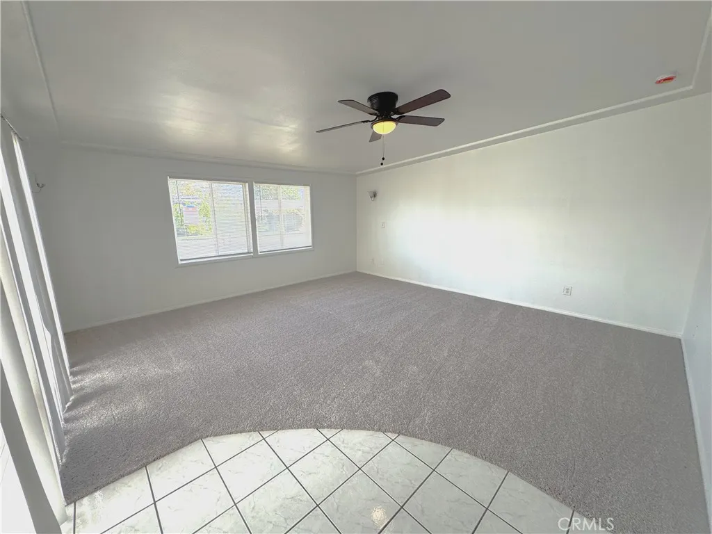 https://cdn.realtyfeed.com/cdn/127/306651935/6bdad0d68033c46407fed8ac0d4f2785.webp