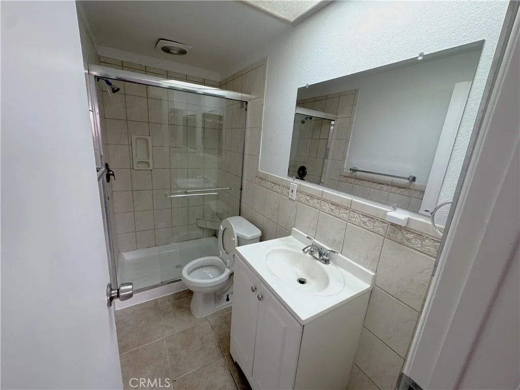 https://cdn.realtyfeed.com/cdn/127/306651935/80fbb5656e899f73a64fbae2867f4a64.webp