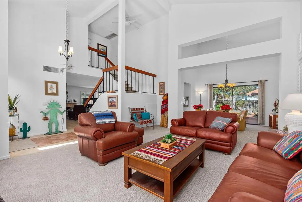 1990 Avenida La Posta, Encinitas, CA, 92024