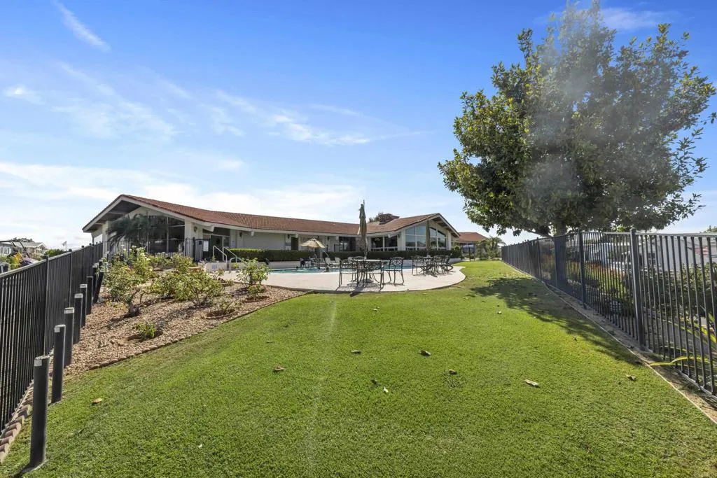 https://cdn.realtyfeed.com/cdn/127/306651942/36b78b691468f113305cd1c1f2532040.webp