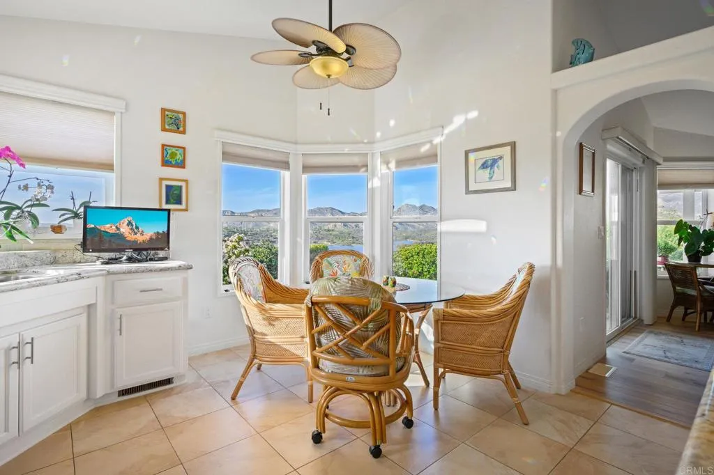 https://cdn.realtyfeed.com/cdn/127/306651942/b609068856405daa65372541443dff77.webp
