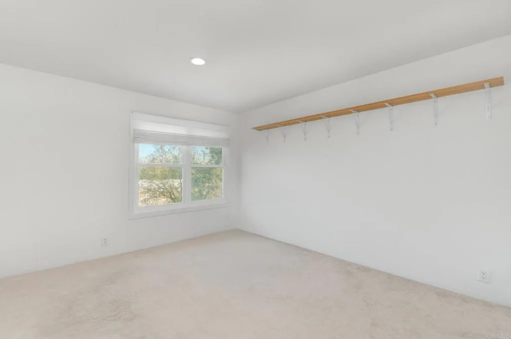 https://cdn.realtyfeed.com/cdn/127/306651946/61b09fc201c480ab82d3b5fed8c9ec34.webp