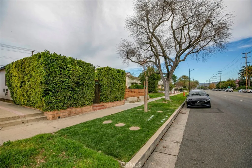 1423 N Hollywood, Burbank, CA 91505 - Photo 2 of 8, Burbank, CA