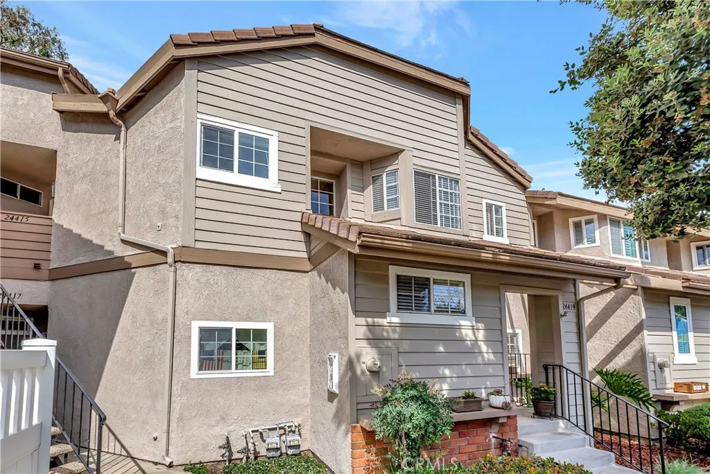 24419 Kingston Court, Laguna Hills, CA 92653 - Photo 2 of 34, Laguna Hills, CA