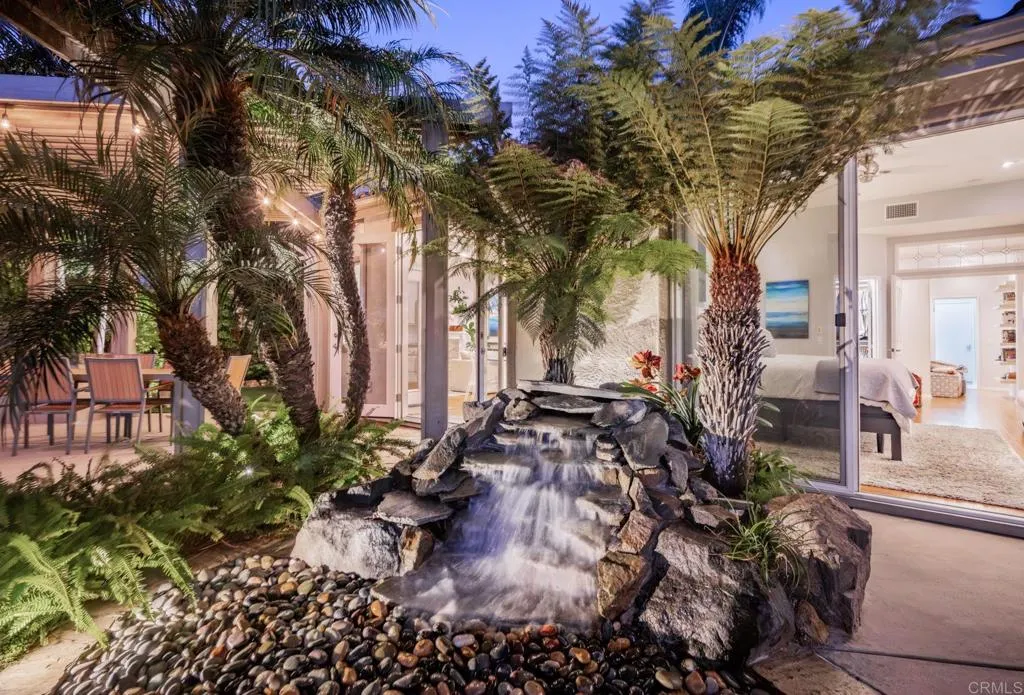 https://cdn.realtyfeed.com/cdn/127/306652010/e9bffa82108e31f18e3c73e741d85753.webp