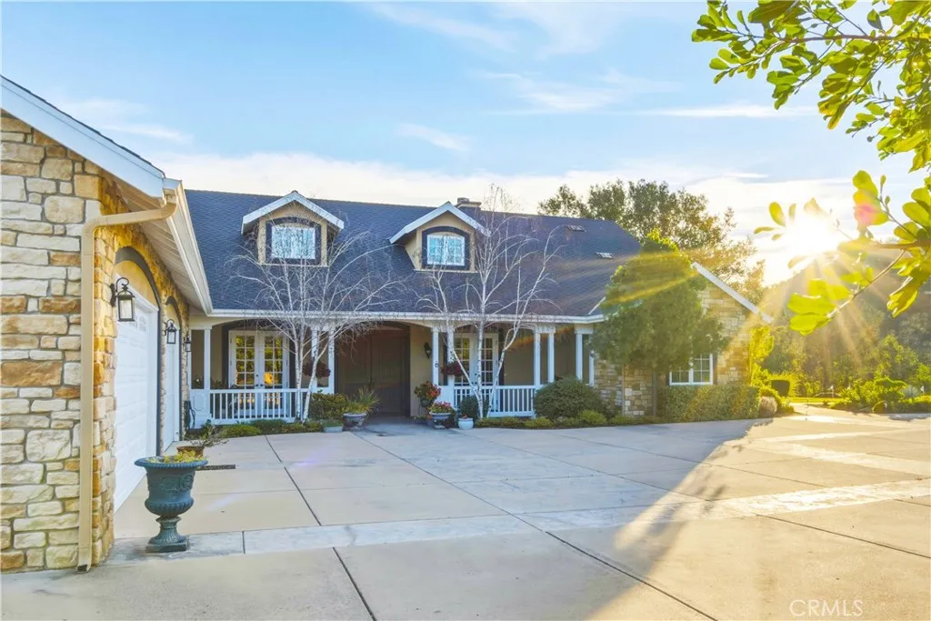 https://cdn.realtyfeed.com/cdn/127/306652021/0adf41e2202758326ebf34fe4c5647fc.webp